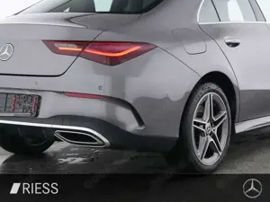 Mercedes-Benz CLA 250 e Cp AMG PANO AHK KEYLESS AMBI LED 11kW Bild 5