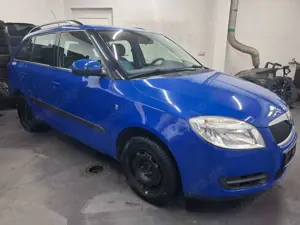 Skoda Fabia Combi Ambiente,Klima,Ahk,SR/WR,1.Hand!