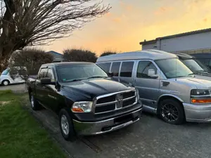 Dodge RAM 1500 HEMI 5,7 V8 , ST - 4X4