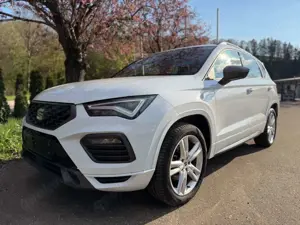 SEAT Ateca FR 2,0TDI 4Drive/Panorama/DSG/AHK/360/