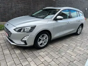 Ford Focus Turnier Winterpaket NAVI Kamera Allwetter