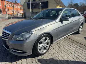 Mercedes-Benz E 200 CDI *TEIL-LEDER*2xPDC*2.HAND*PARKASSISTENT