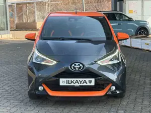 Toyota Others Aygo AYGO x-JBL Bild 3