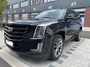 Cadillac Escalade 6.2 V8 AWD AT Platinum Bild 3