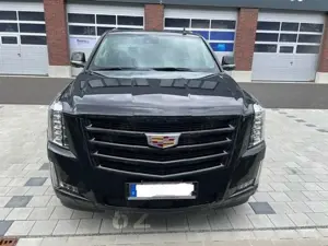 Cadillac Escalade 6.2 V8 AWD AT Platinum