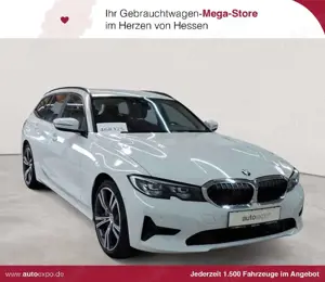 BMW 330 330e Touring Aut. Advantage