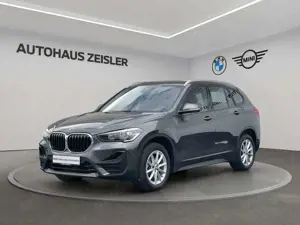 BMW X1 sDrive18i Automatik °30tkm° Sportsitze PDC