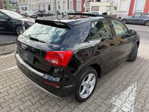 Audi Q2 30 TFSI SPORT 1-HAND NAVI PANO Bild 3