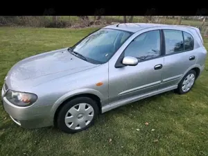 Nissan Almera Almera 1.8 acenta
