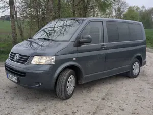 Volkswagen T5 Caravelle
