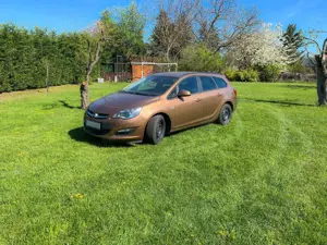 Opel Astra Top Opel Astra Sports Tourer 1.4 Turbo | Nur 41.800 km | Scheckheft | TÜV 12/27