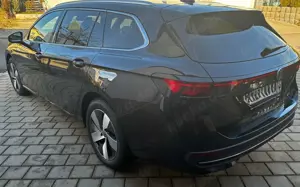 Volkswagen Passat Variant Passat Variant 1.5 e-TSI OPF DSG Business Bild 5