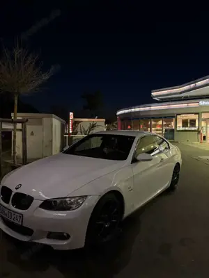 BMW 320 320d xDrive Coupe