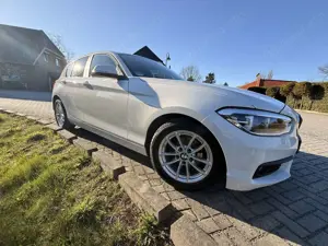 BMW 118 1er (5-Türer) 118i Aut. Advantage