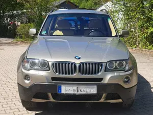 BMW X3 X3 xDrive25i Aut. Bild 3