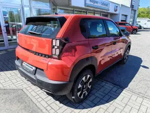 Fiat Grande Panda ICON Hybrid 1.2 eDCT Bild 4