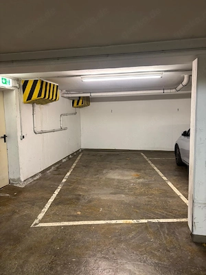 Tiefgaragen-Stellplatz in Eibach zu vermieten 