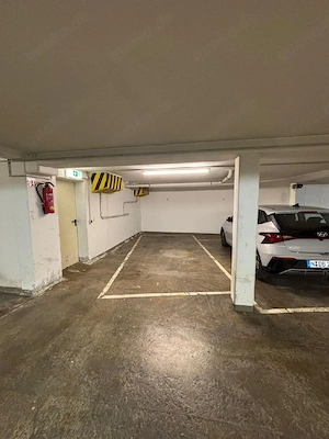 Tiefgaragen-Stellplatz in Eibach zu vermieten 
