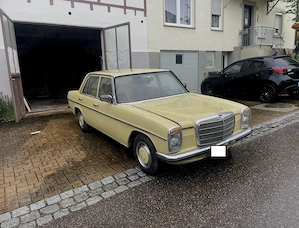 Mercedes Benz 230.4 W115 Strichacht Bild 8