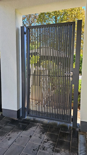 moderne Zäune   Tore   Pforte aus Polen | Montage an nur einem Tag 
