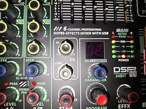 Multitalent Powermixer 6 Kanal 2x 300WATT BT USB PC Rec Aufnahme auf USB PA DJ Bühne Bild 5