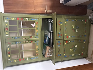 Bauernschrank zwecks Umzug zu verkaufen 