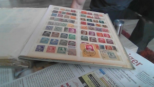 Briefmarkenalben günstig abzugeben