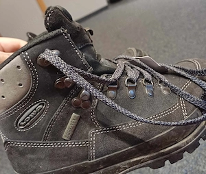 Lowa Arosa GTX, Goretex, Gr. 37.5, Zustand sehr gut, Abholung!