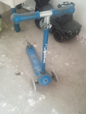 Kinder Tretroller Blau