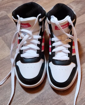 Adidas Kinderschuhe