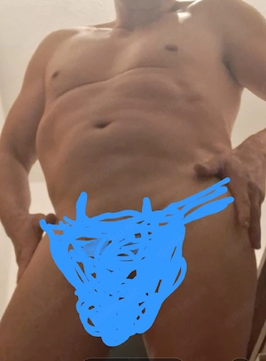 devoter Bi Neuling,rasiert gepflegt,sucht ein Pärchen für erotisches treffen!