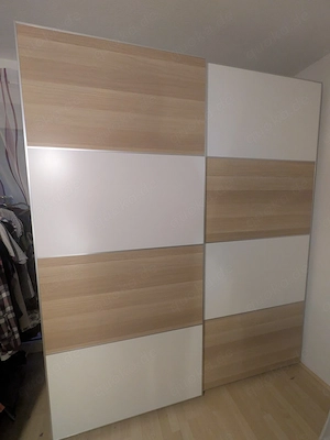 Ikea Pax Schrank mit Schiebetüren