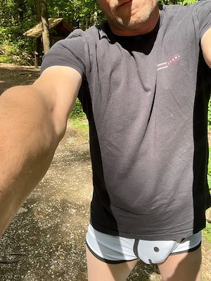 8.5. 11Uhr Er sucht spontane Joggingbegleitung