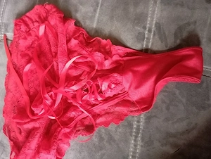 Tanga Slip rot Größe 44 Spitze  Bild 2