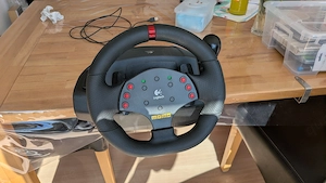 Logitech Momo Racing Force Feedback Wheel für PC