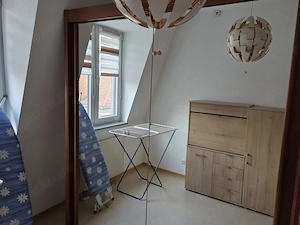 Großer Kleiderschrank mit Spiegeltüren   2  cm