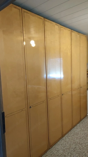 komplettes Schlafzimmer, Kleiderschrank, schminktisch, Nachttische, Bett