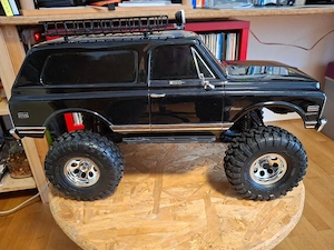 Traxxas TRX 4 Chevy K5 Blazer High Trail Crawler RC 1 10 mit Dachgepäckträger Bild 5
