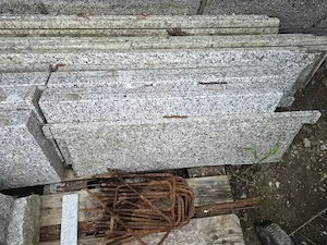 Granit Fensterbänke und Granit Stufen zu verschenken 