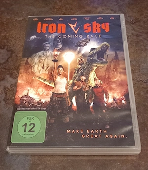 Iron Sky 1 & 2 DVD Sehr guter Zustand  Bild 3
