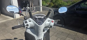 Motorroller Honda 300SHi  Bild 3