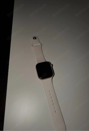 Apple Watch Series 11 in Rosegold