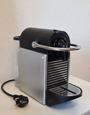 Nespresso DeLonghi Pixie EN125S