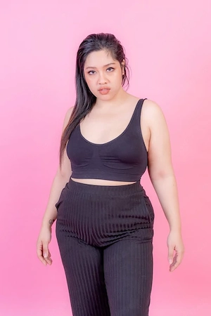  ich suche eine nette Sie aus Vietnam ,China,Thailand für Sex ohne Verpflichtungen in Oberhausen Bot