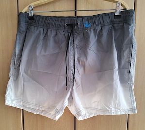 Badeshort - Kurze Hose - Badehose  von  Crane  -  XL  -  56 - grau - weiß