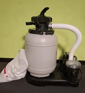 Poolfilter Sandfilter mit Filterbällen