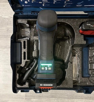 Bosch Akku-Stichsäge GST18V-155SC, 2 Akku Akku ProCORE18V 4.0Ah