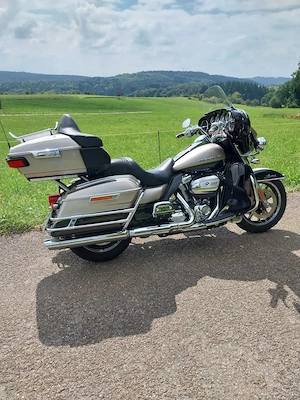 Harley Davidson Ultra Limited E-Glide FLHTK
