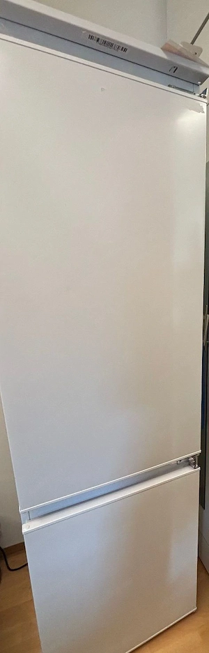 Neuwertig 270 l Kühlschrank Kühl Gefrier Kombination Einbaukühlschrank