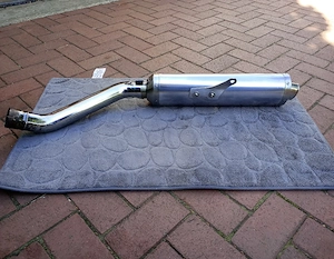 Shark Endschalldämpfer Yamaha R1, RSV Mille, CBR 900